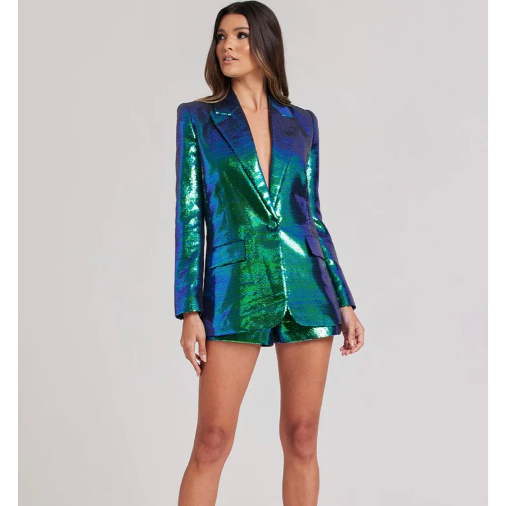 Suit set NWT never worn!